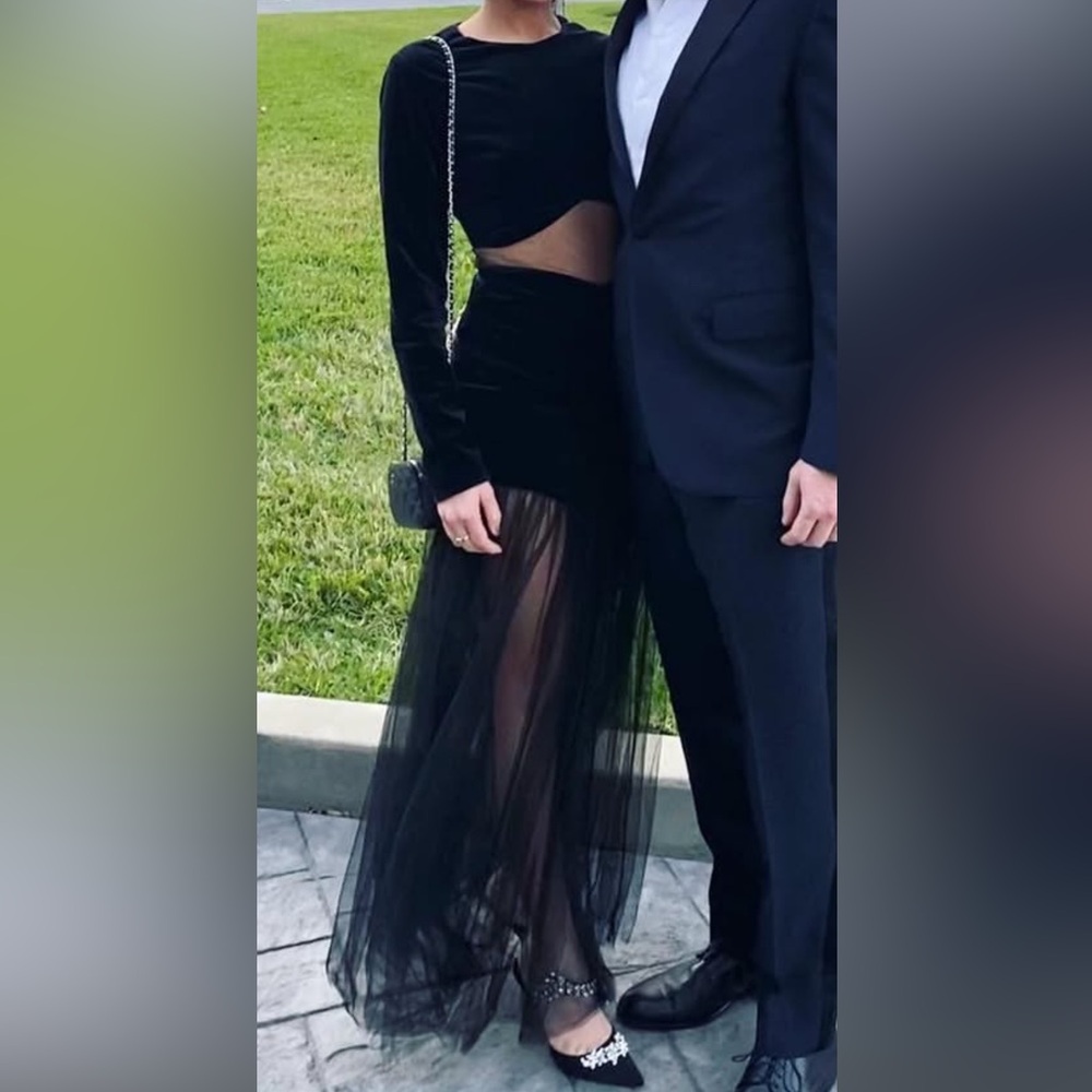 Kalmanovich gown size 0-2 Rare